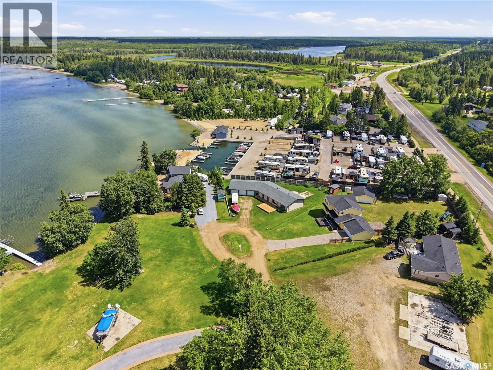 4 Marina DRIVE - 46