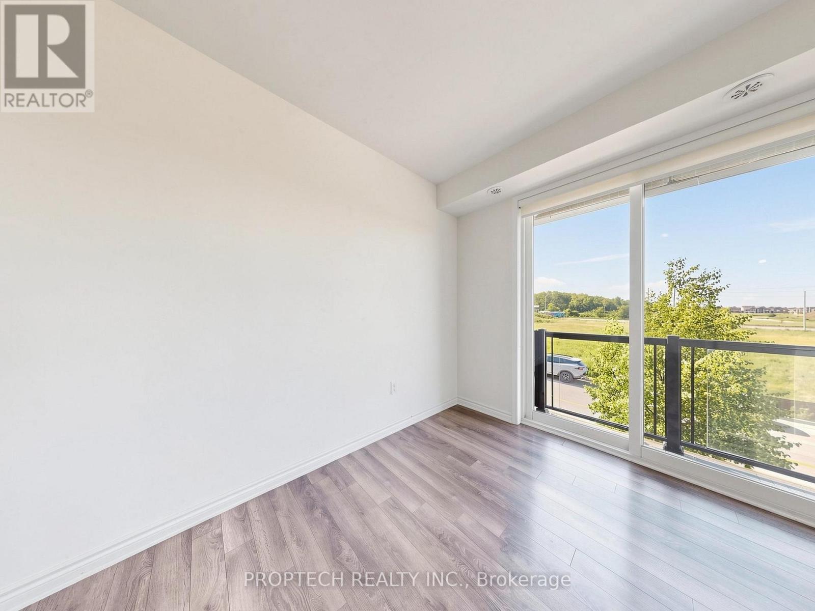 392 ARTHUR BONNER AVENUE - 14