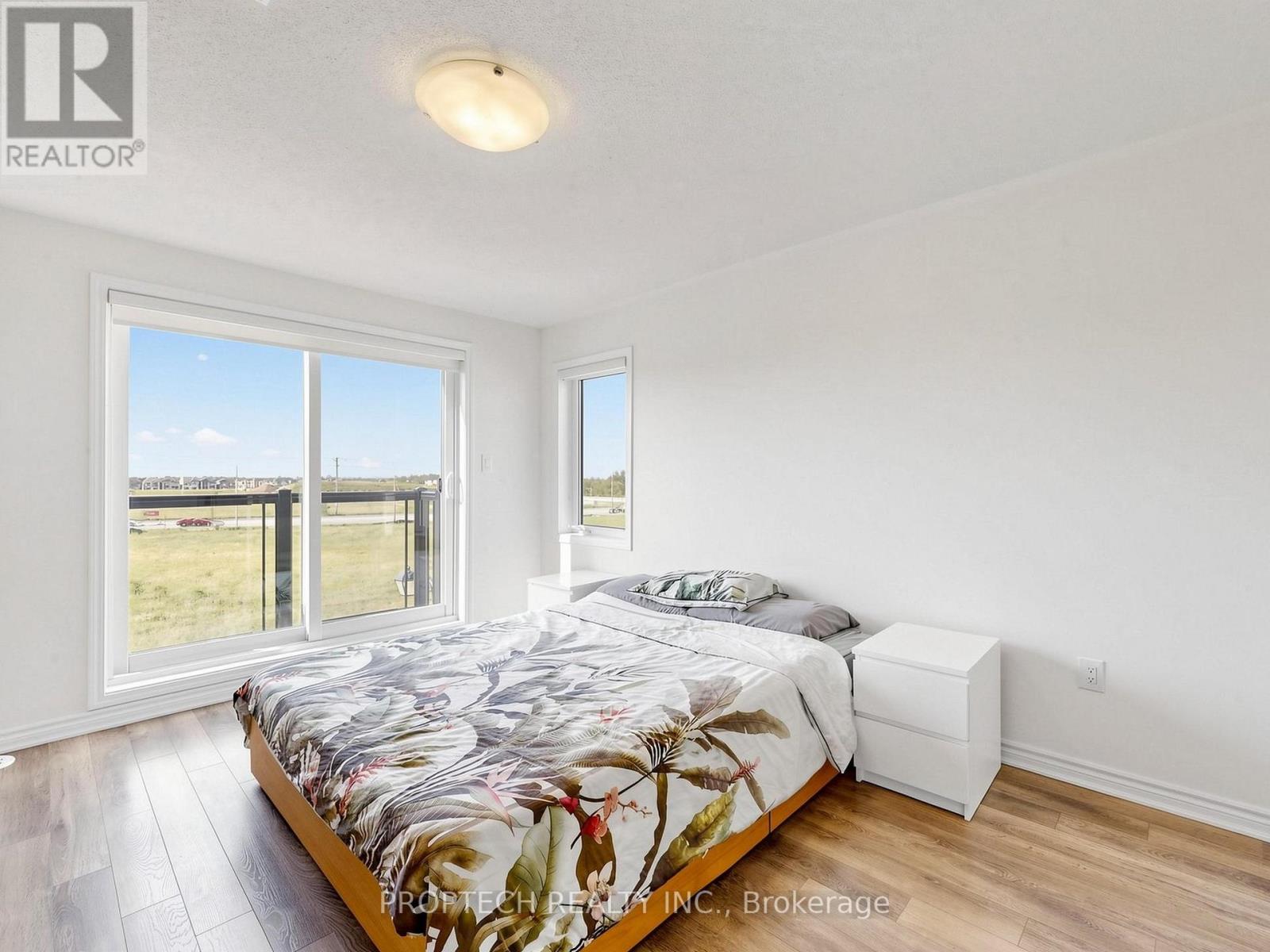 392 ARTHUR BONNER AVENUE - 18