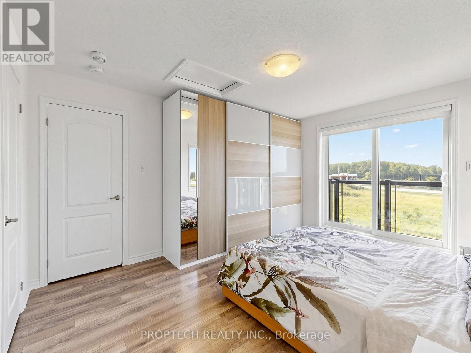 392 ARTHUR BONNER AVENUE - 20