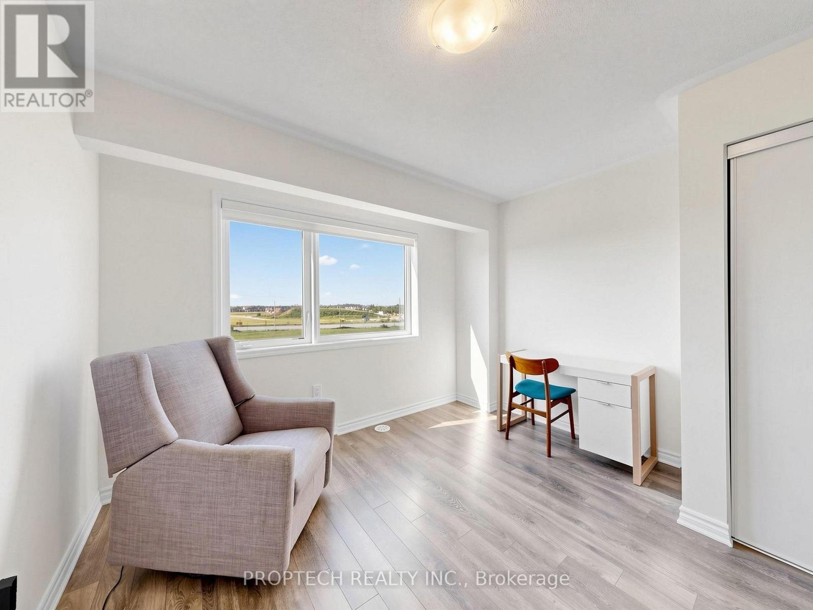 392 ARTHUR BONNER AVENUE - 25