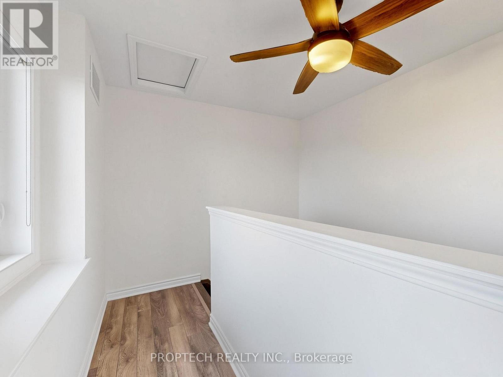 392 ARTHUR BONNER AVENUE - 30