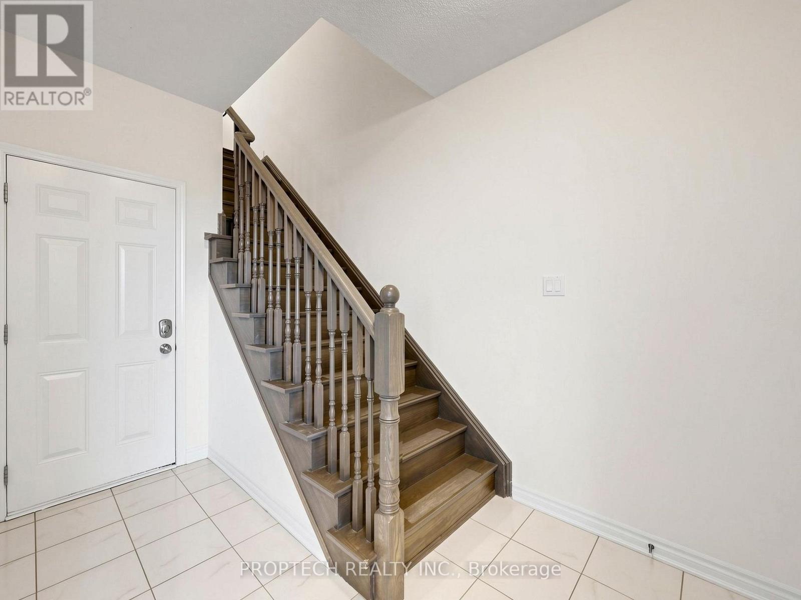 392 ARTHUR BONNER AVENUE - 4