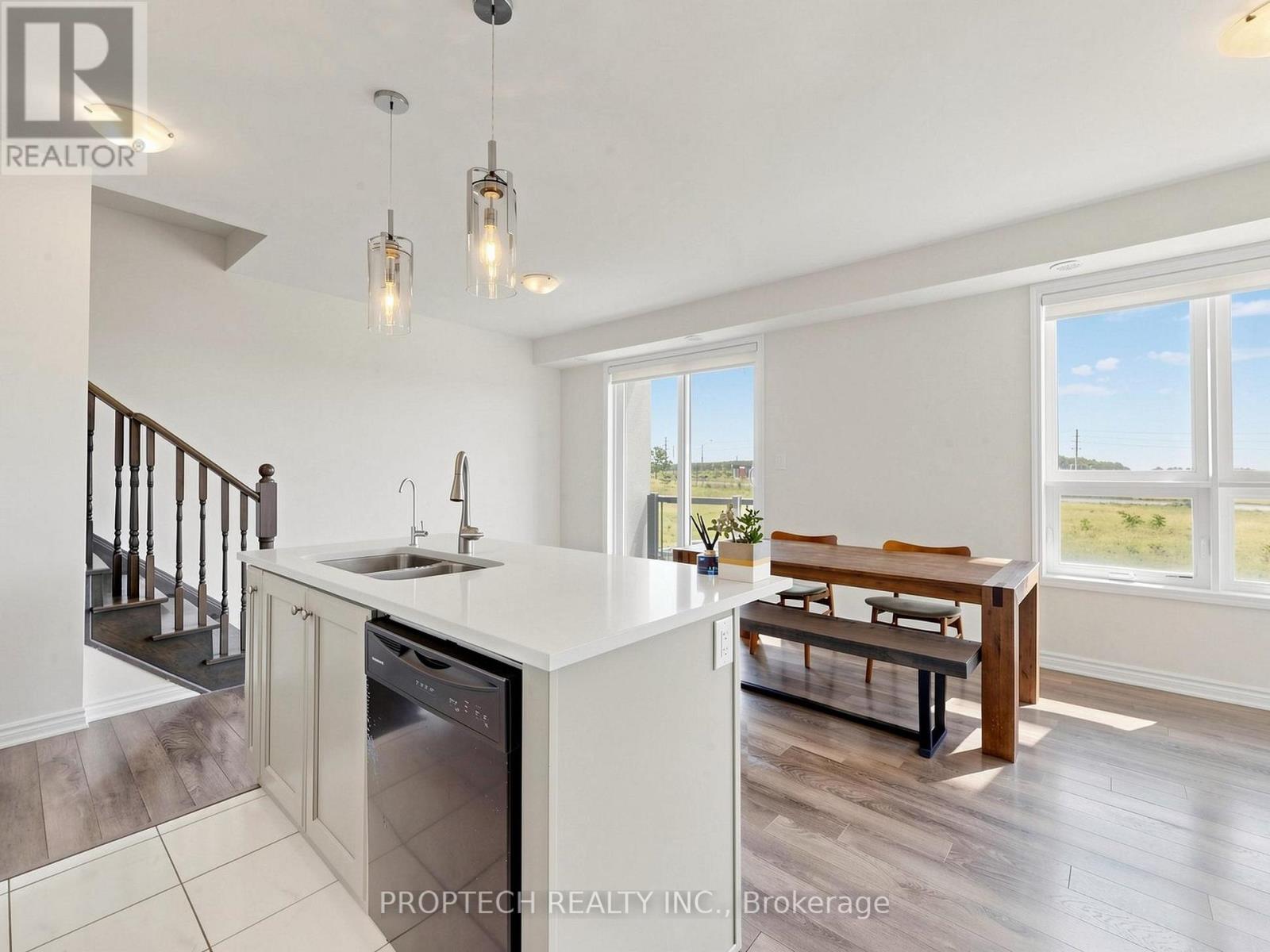 392 ARTHUR BONNER AVENUE - 9