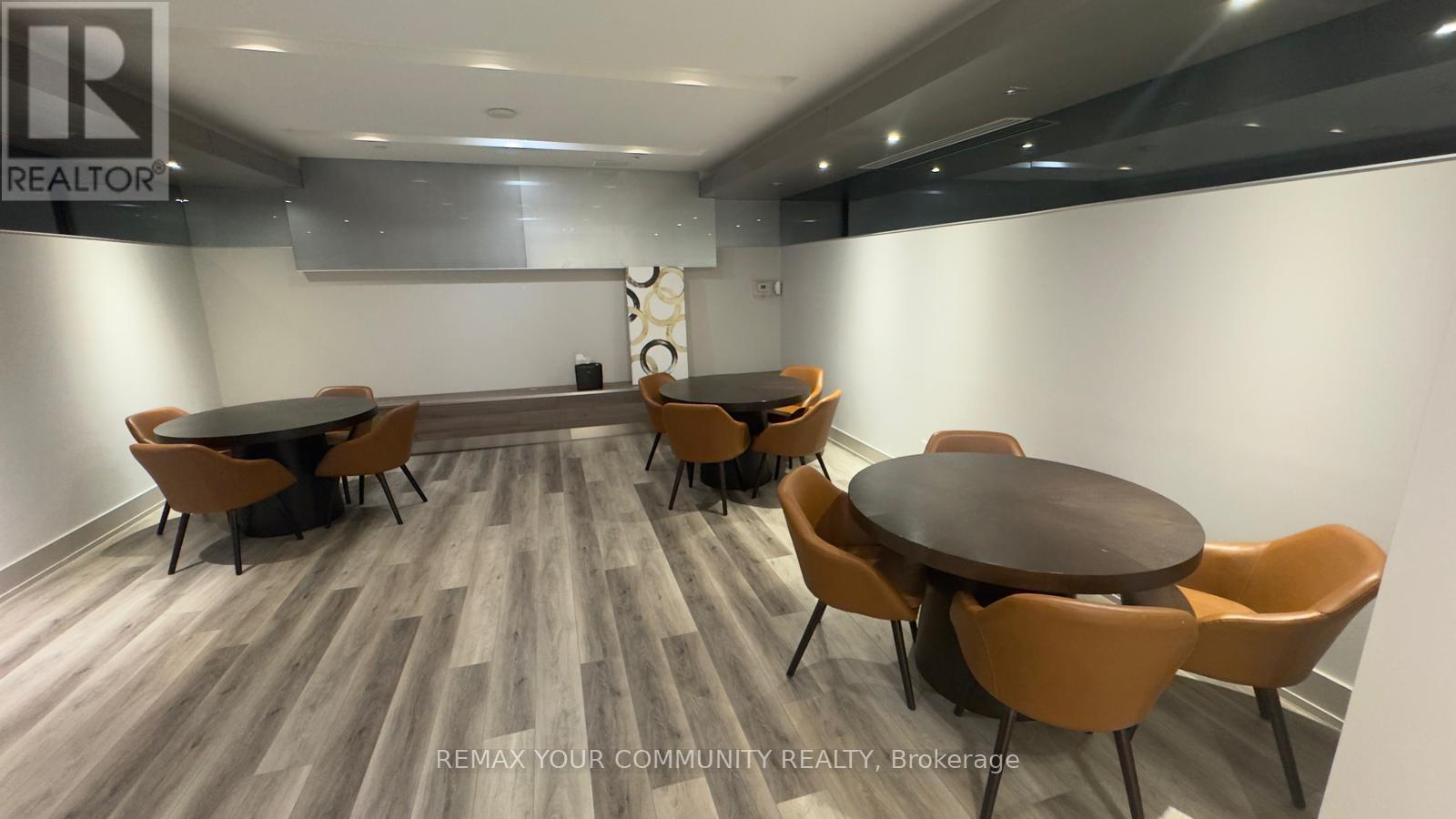 #418 7167 YONGE STREET - 26