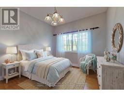 1976 Forest Valley Drive, Innisfil, ON L9S4A5 Photo 14