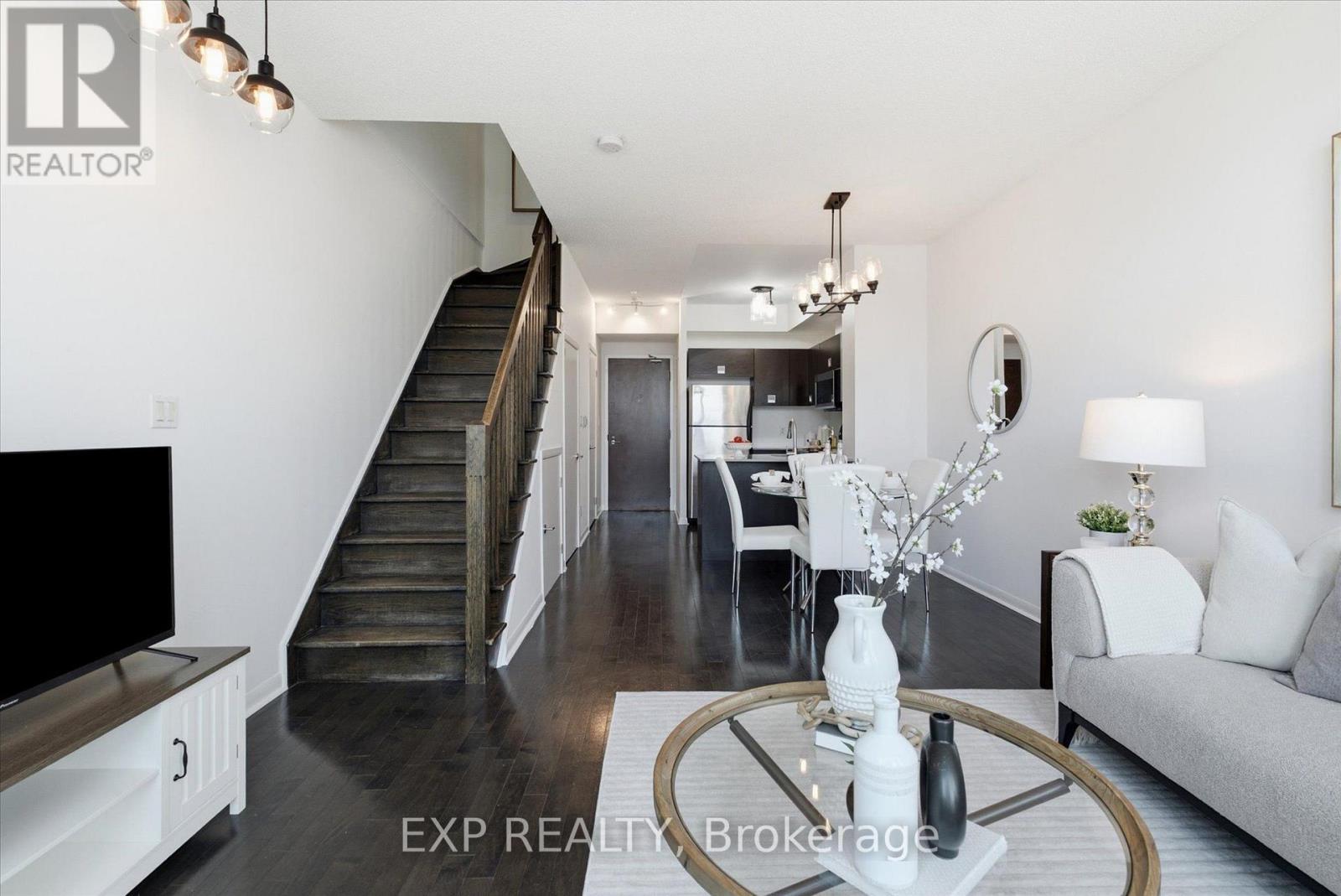 #221 3391 BLOOR STREET W - 14