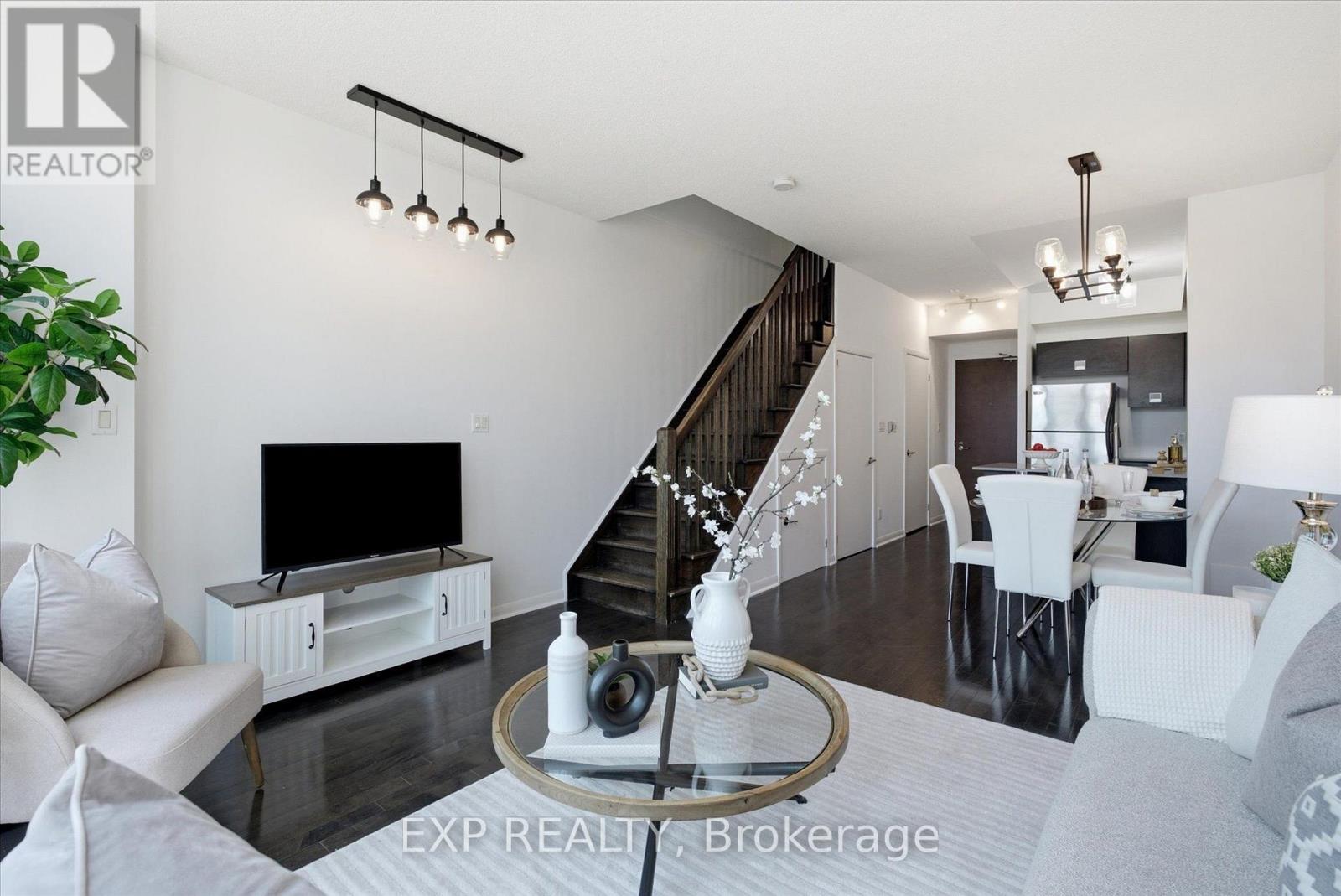 #221 3391 BLOOR STREET W - 15