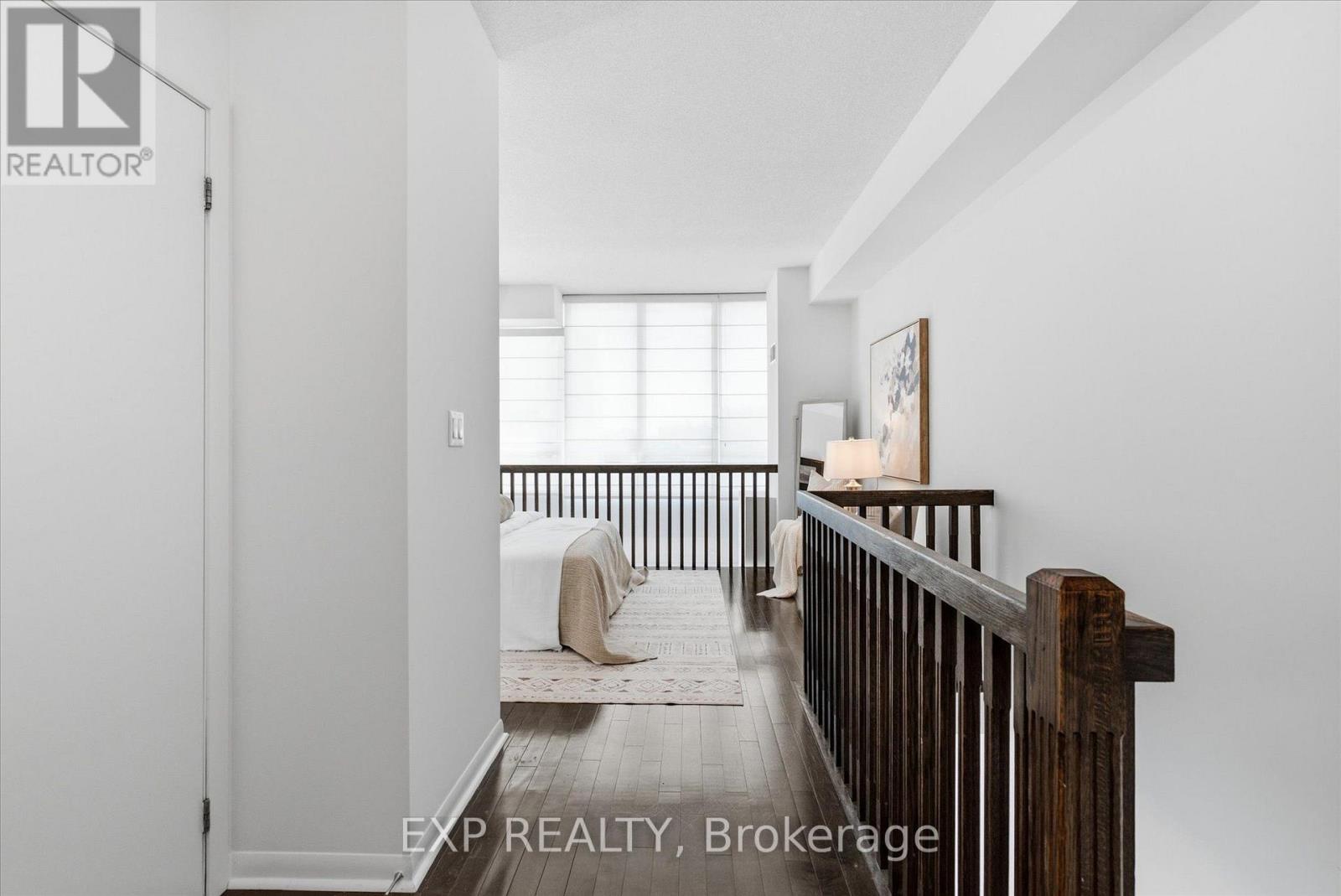 #221 3391 BLOOR STREET W - 19
