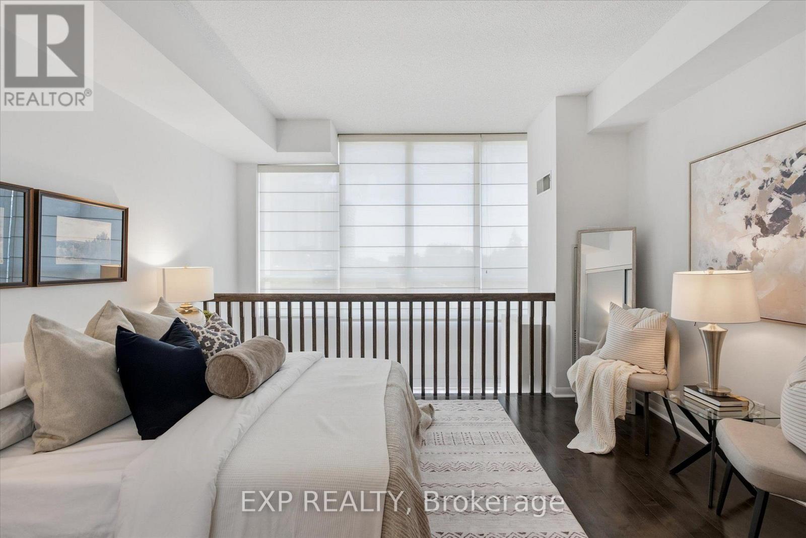 #221 3391 BLOOR STREET W - 22