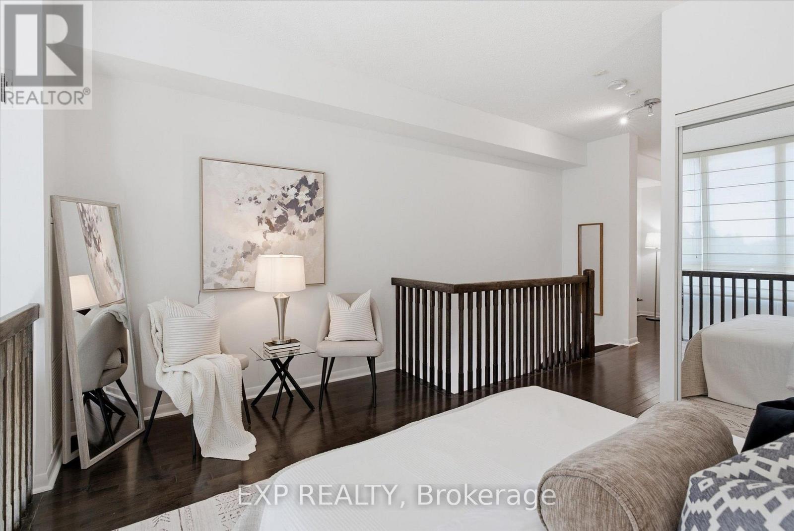 #221 3391 BLOOR STREET W - 25