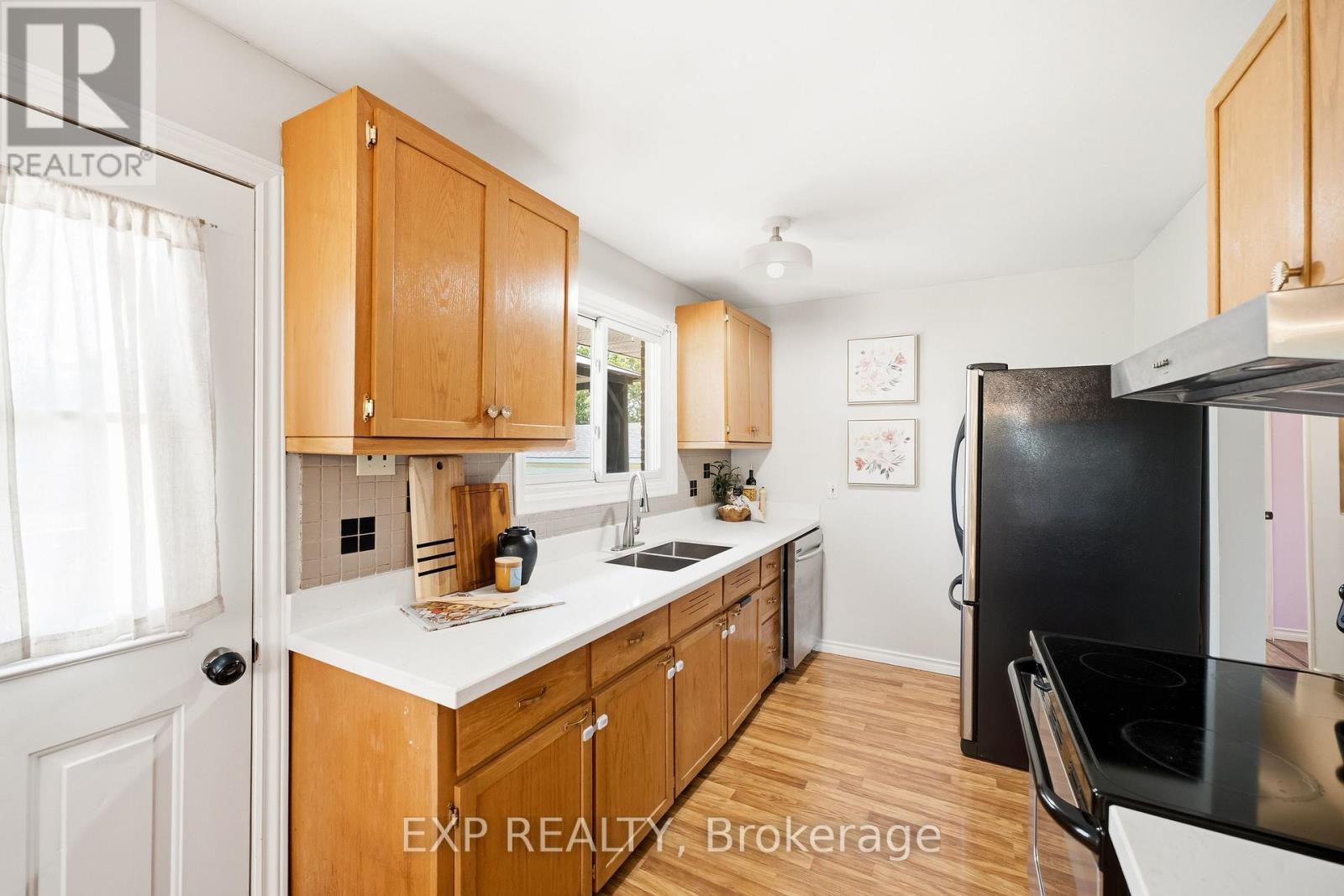 94 JOHNSTOWN ROAD - 8