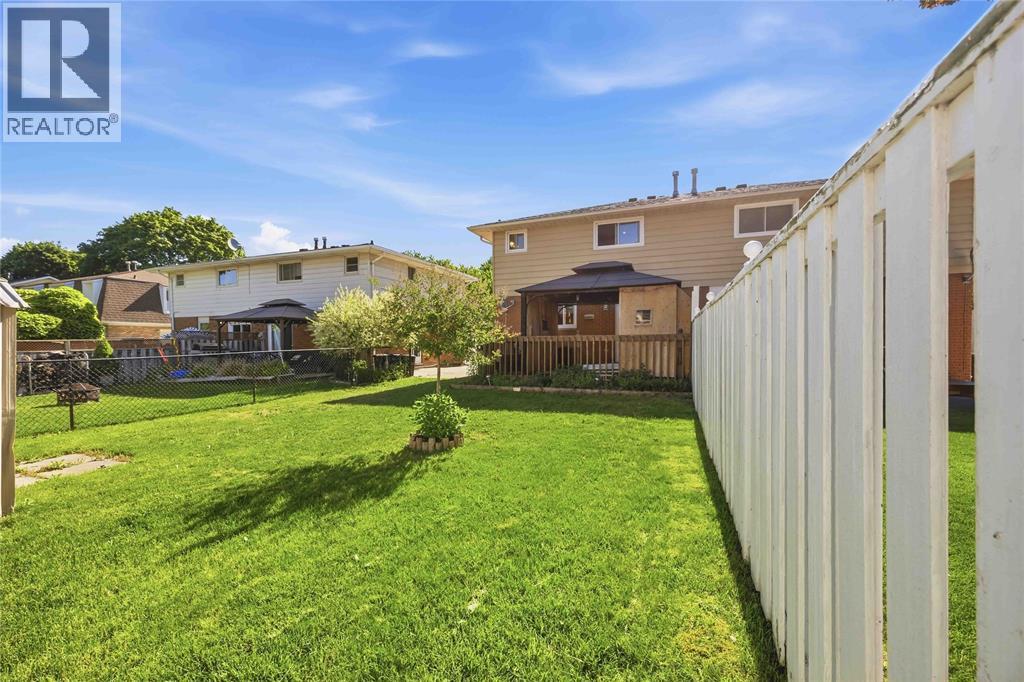 637 ROGER STREET - 39