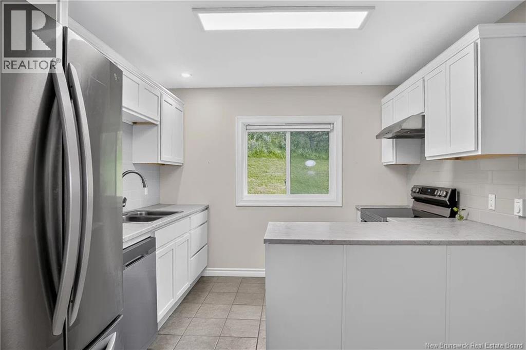21 Mountain Road - 12