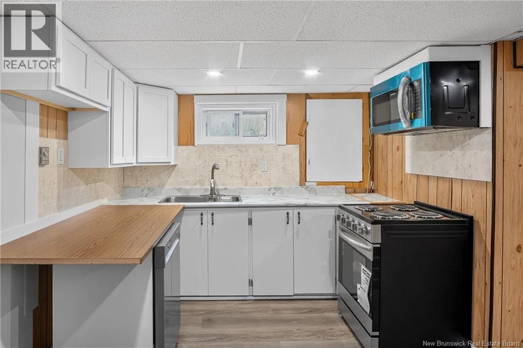 21 Mountain Road - 27