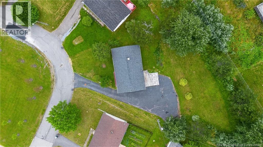 21 Mountain Road - 45