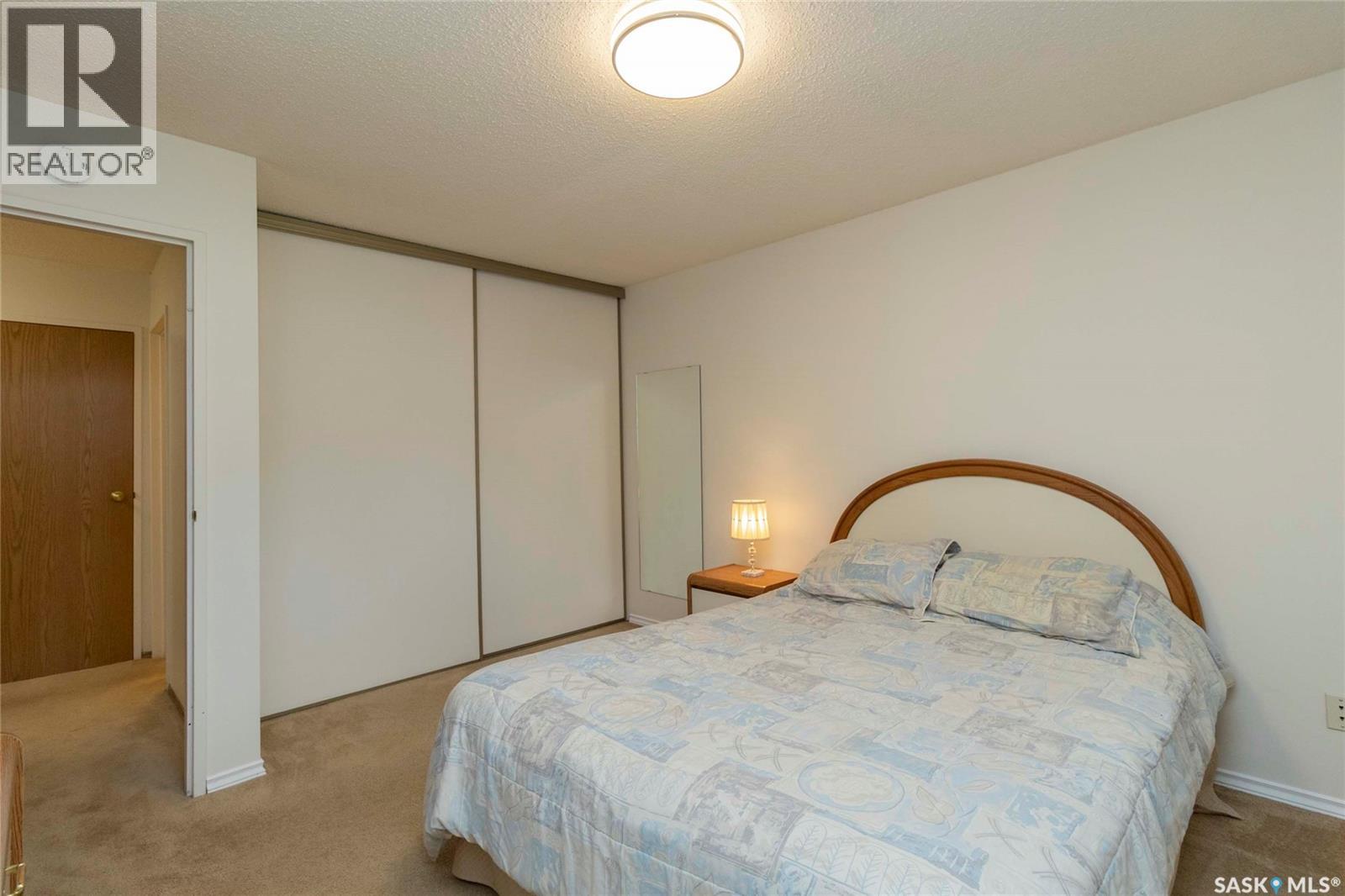 #111 425 115th STREET E - 16