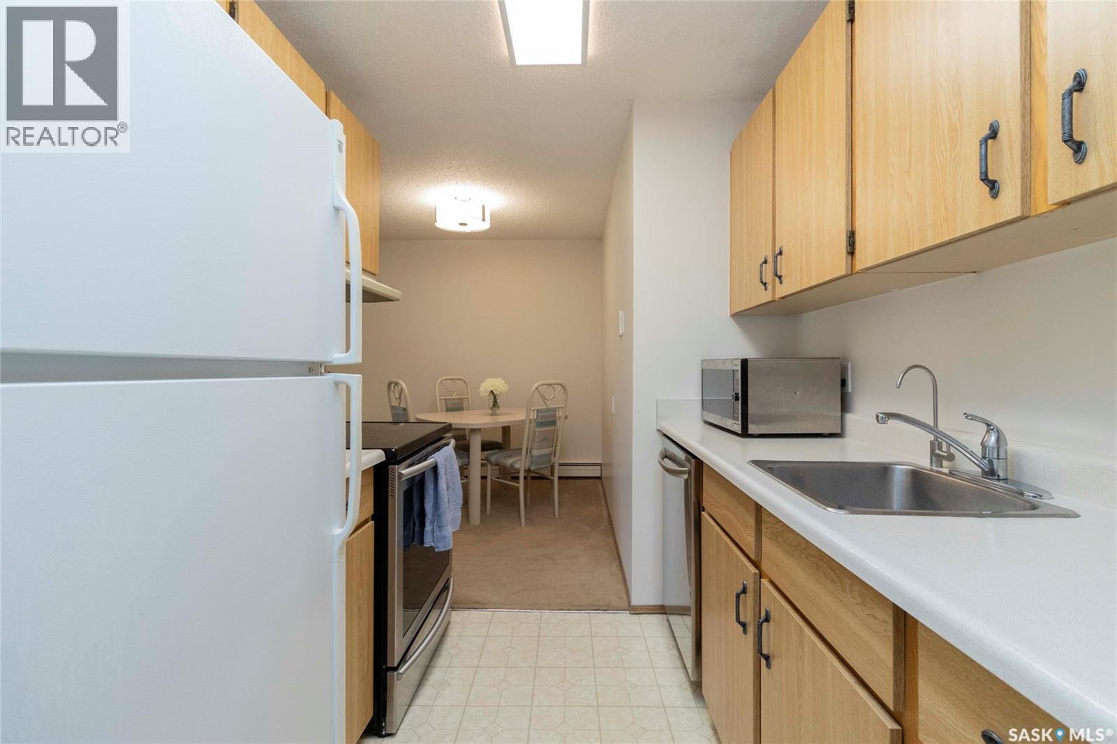 #111 425 115th STREET E - 2