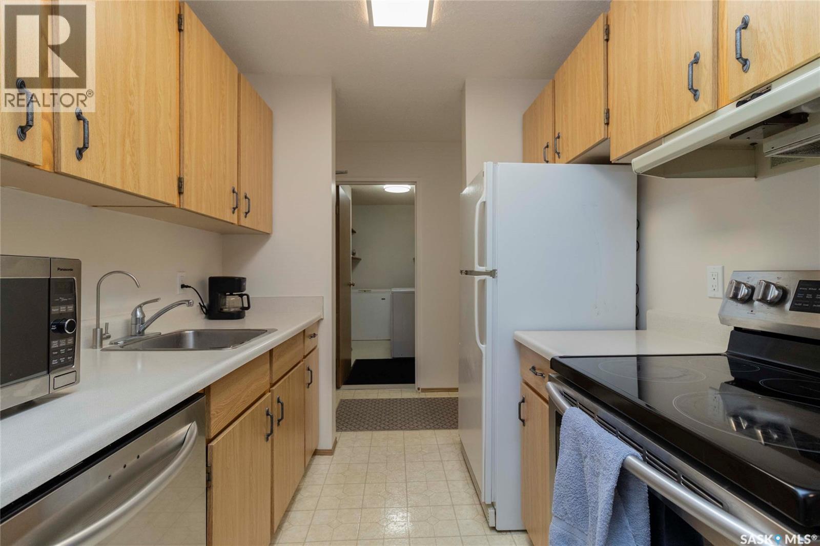 #111 425 115th STREET E - 6