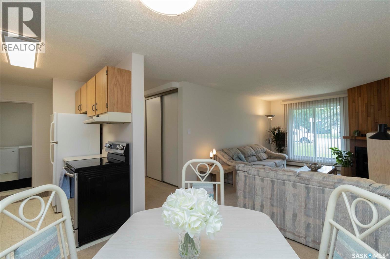 #111 425 115th STREET E - 8