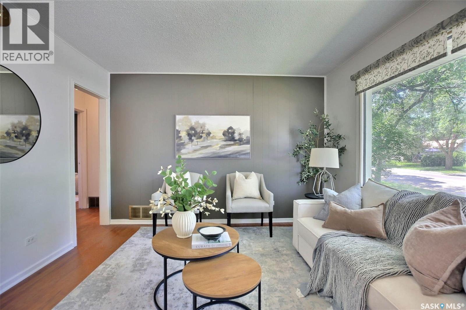 2802 McTavish STREET - 10