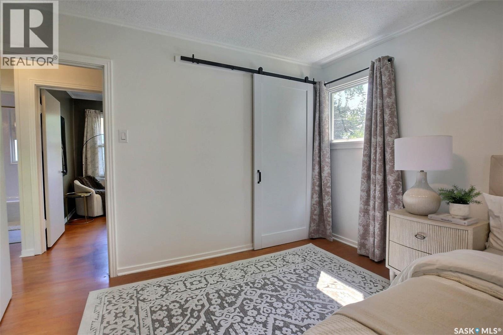 2802 McTavish STREET - 13