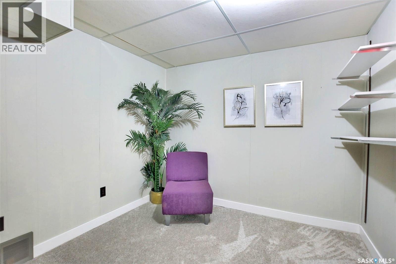 2802 McTavish STREET - 21