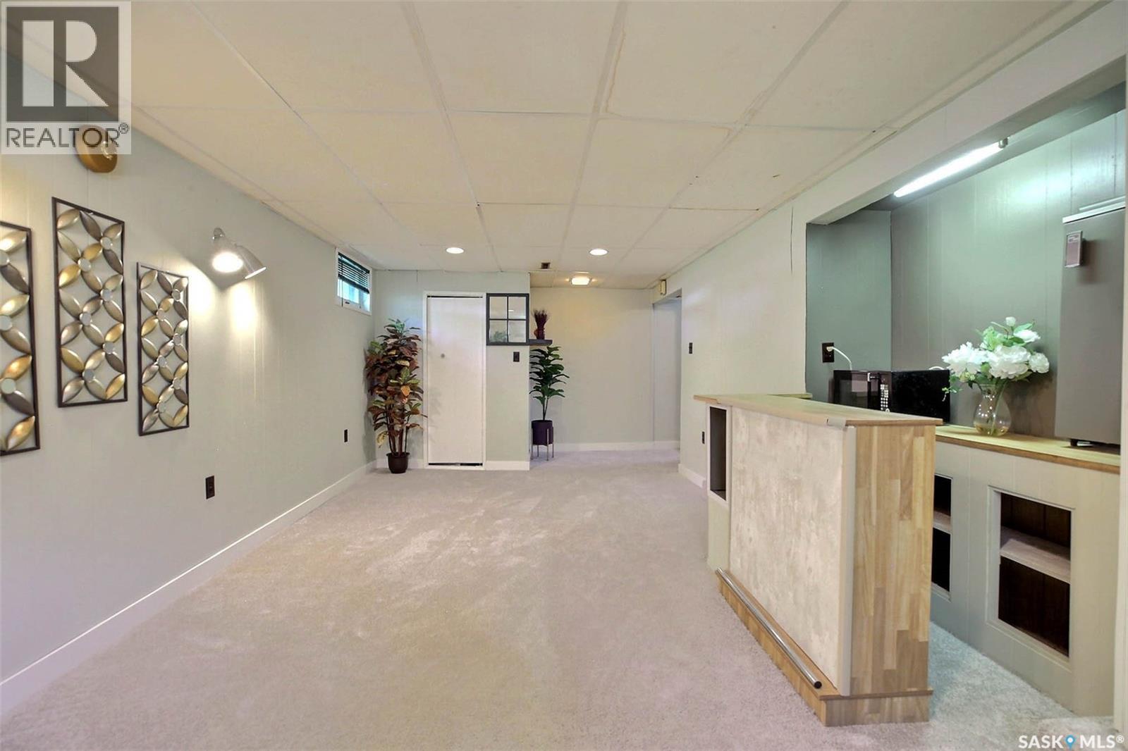 2802 McTavish STREET - 23