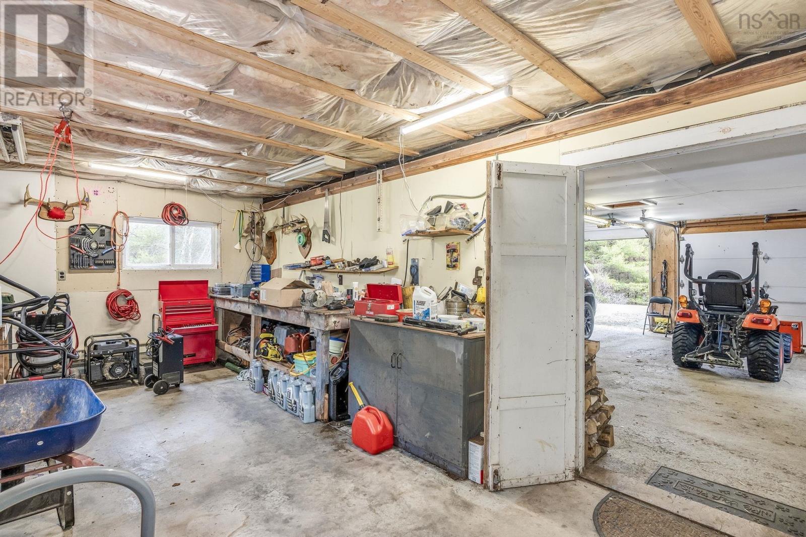 1353 Highway 1 - 38