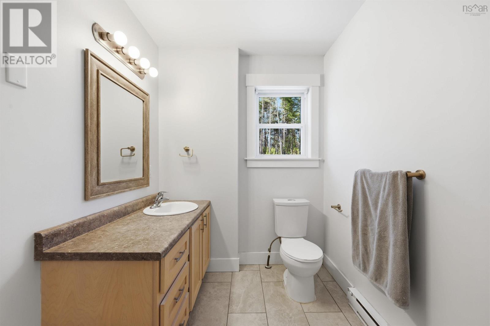 281 Heselton Drive - 15