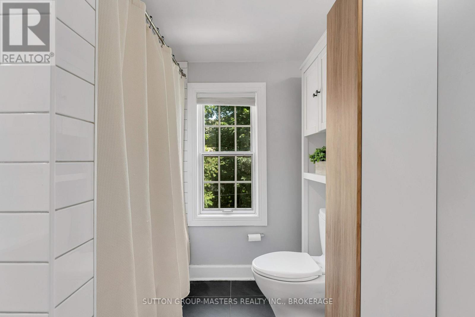 187 WILLINGDON AVENUE - 24