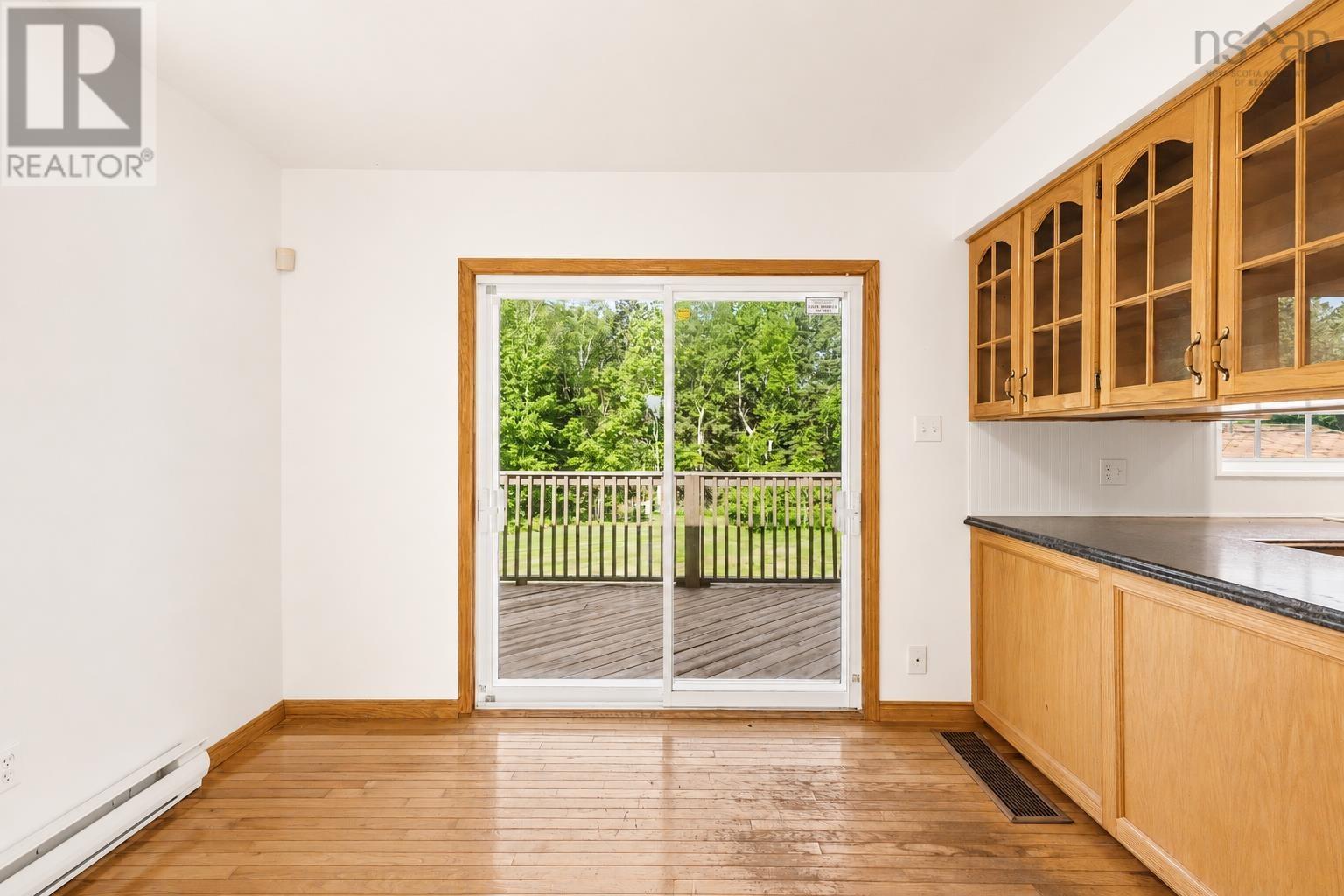 49 Point Aconi Road - 12