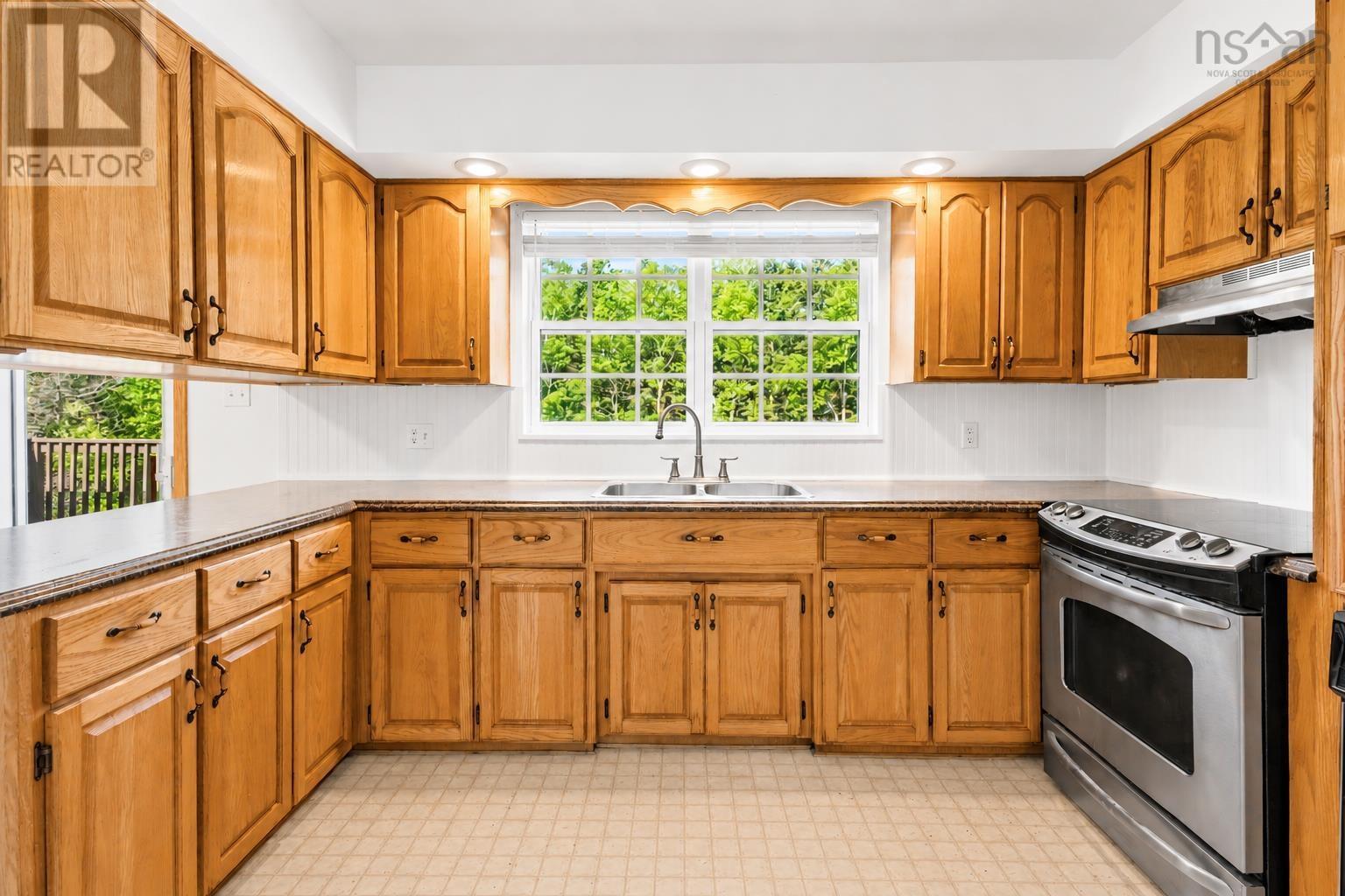 49 Point Aconi Road - 11