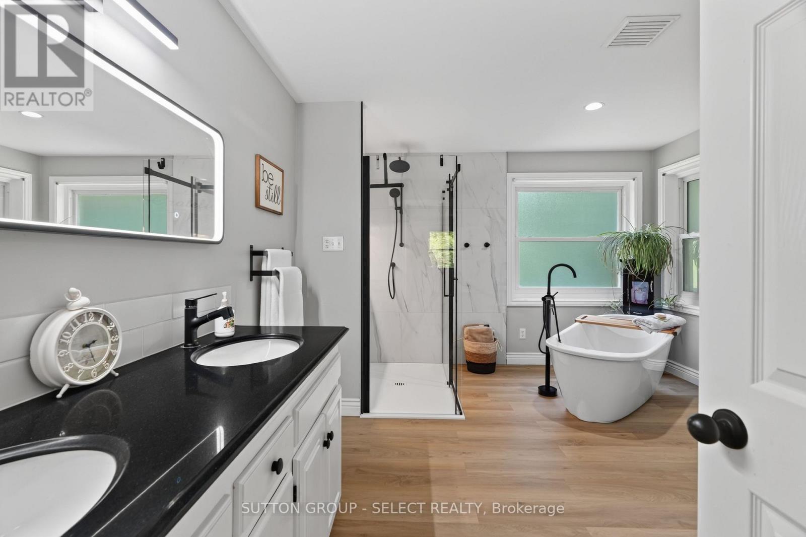 470 SCOTT STREET E - Image 24