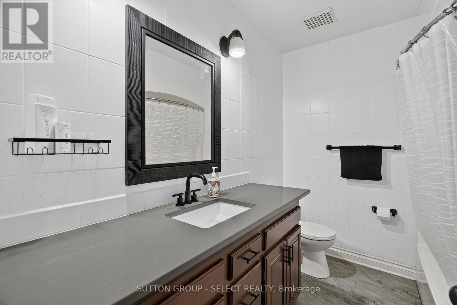 470 SCOTT STREET E - Image 31