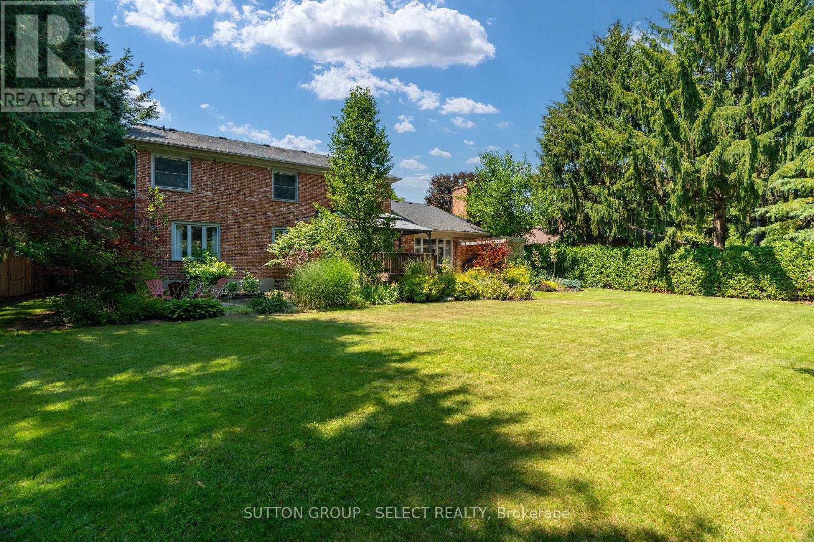 470 SCOTT STREET E - Image 38