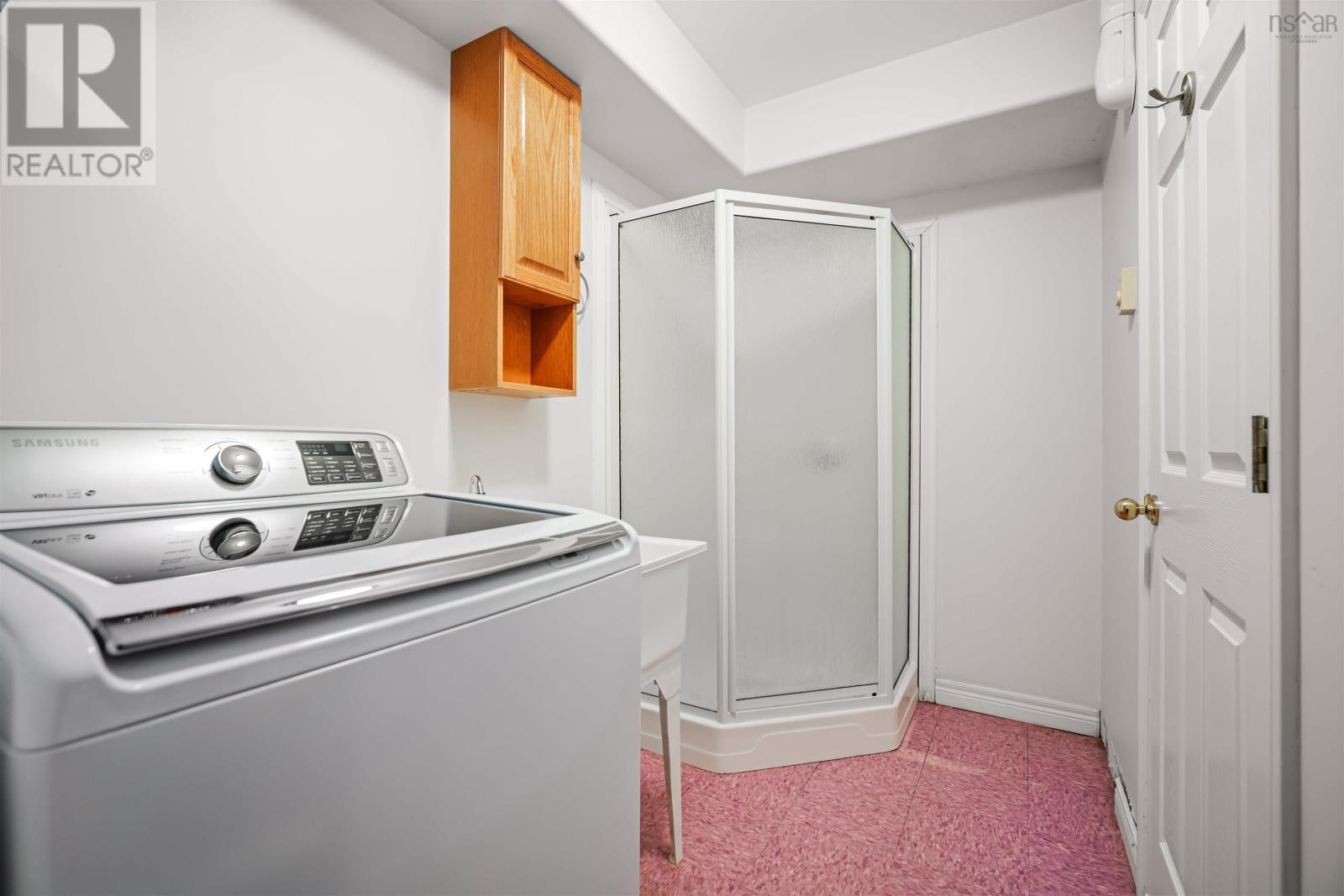 453 Young Street - 37