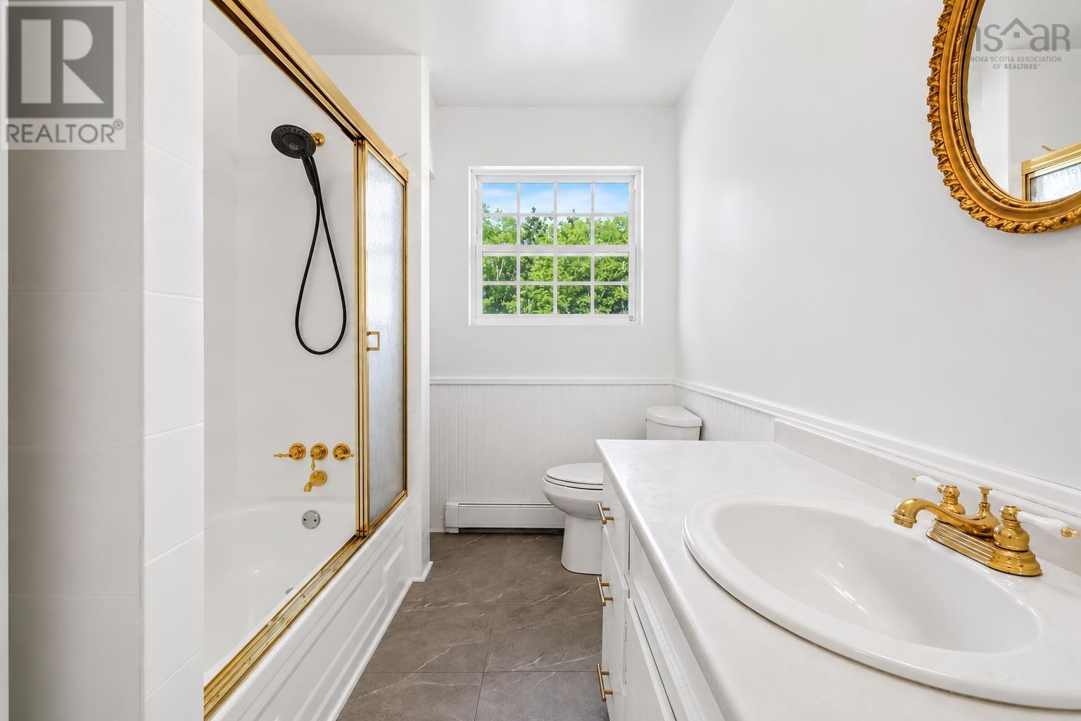 49 Point Aconi Road - 24