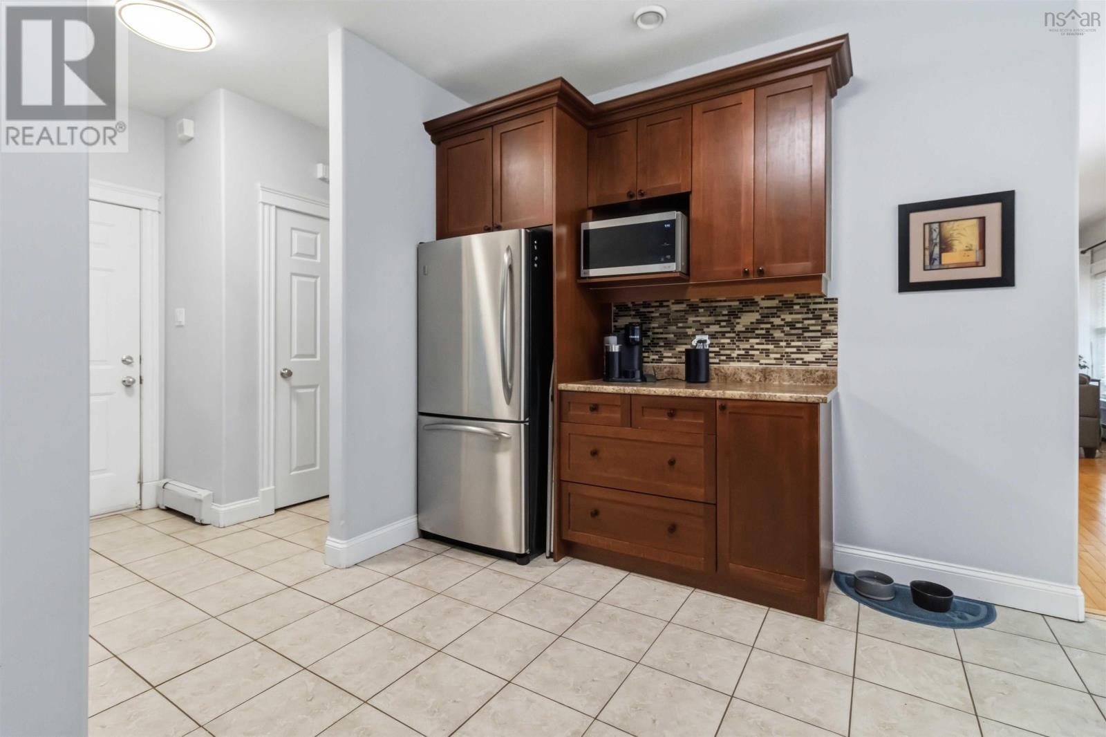 93 Greenside Lane - 13