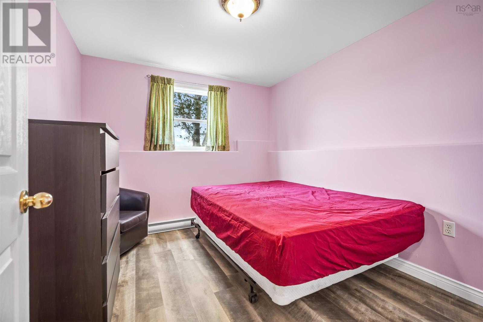 453 Young Street - 30