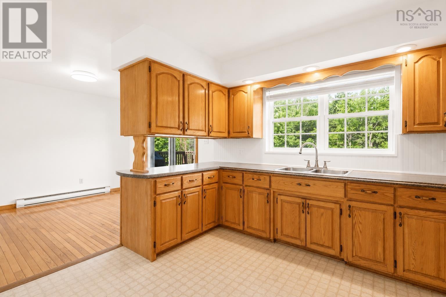 49 Point Aconi Road - 9