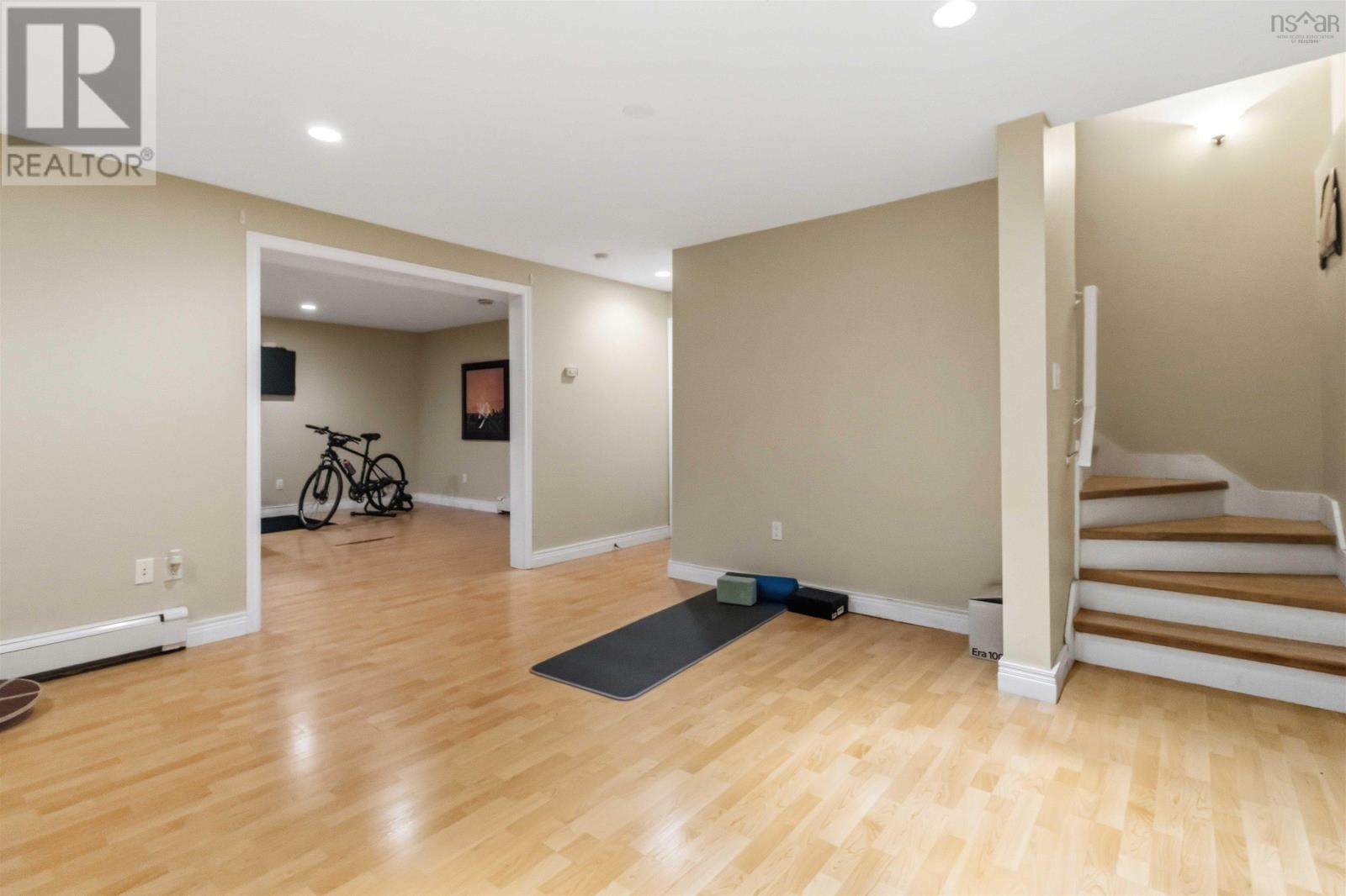 93 Greenside Lane - 23
