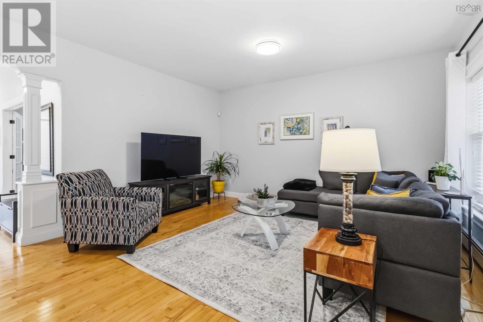 93 Greenside Lane - 6