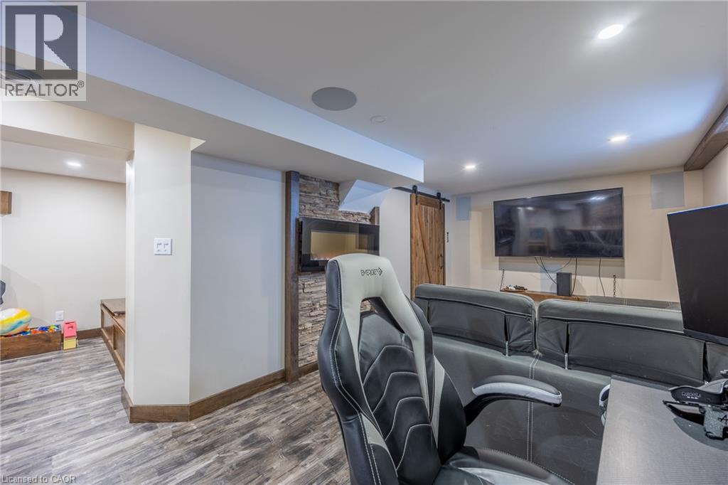 5 BINT Avenue - 18