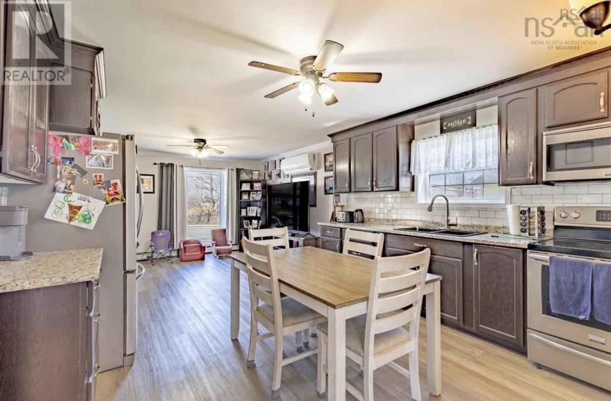 3752 Ellsworth Avenue - Image 4