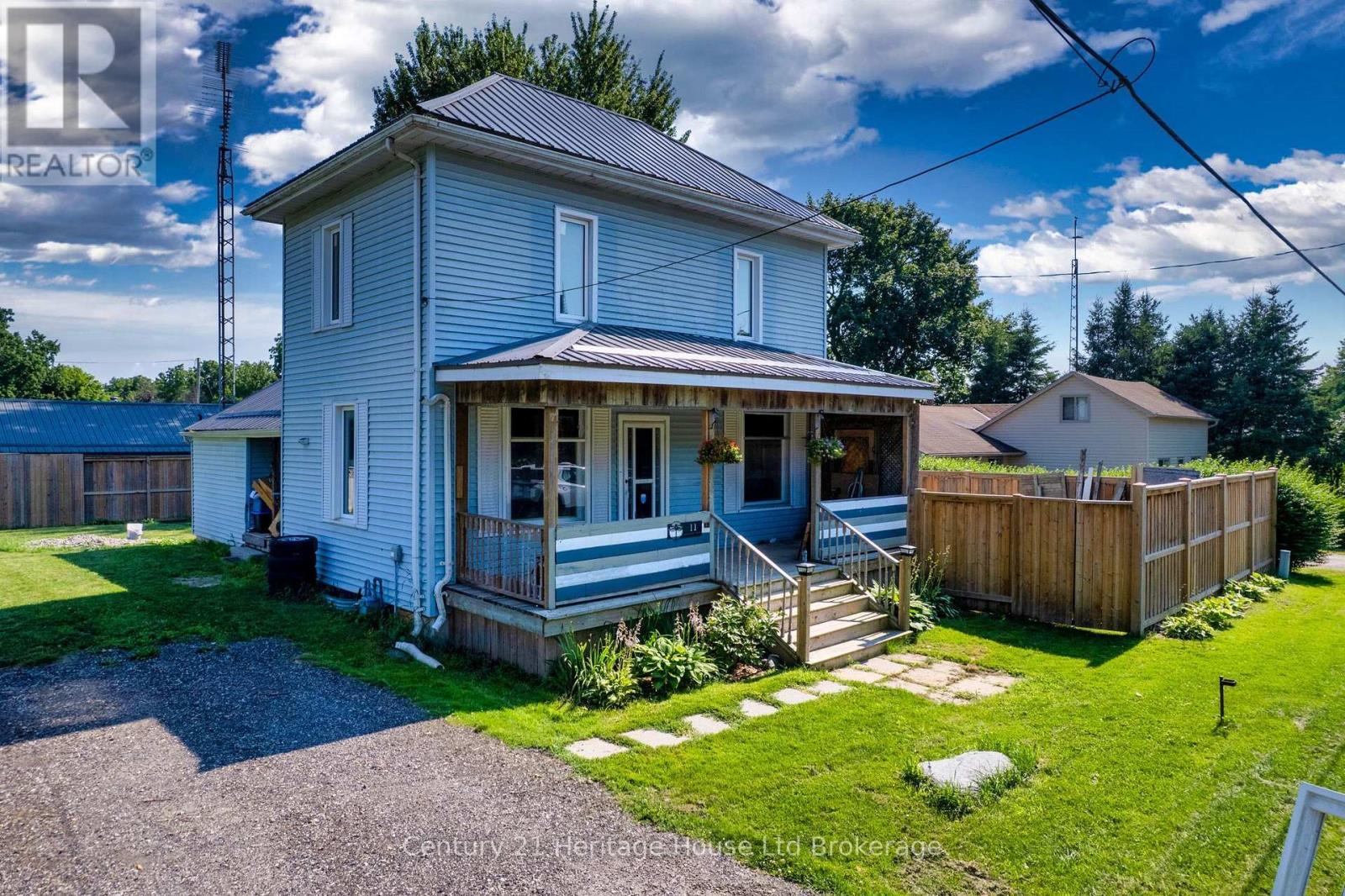 11 WOOD STREET W - 3