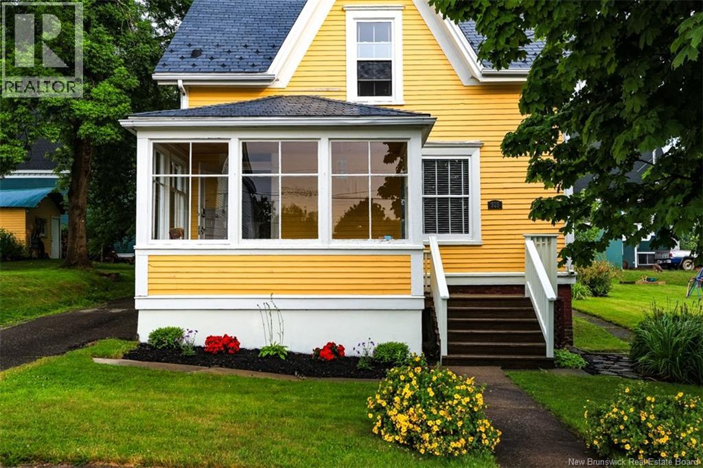 325 St James Street West - 2