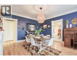 325 St James Street West, photo 10