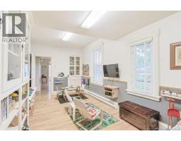 325 St James Street West, photo 19