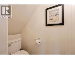 325 St James Street West, photo 21